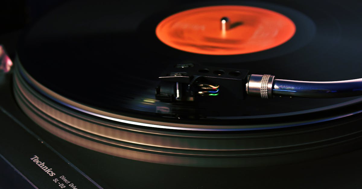 découvrez comment procéder à l'installation d'une platine vinyle pour profiter d'une expérience musicale exceptionnelle avec notre guide de configuration de platine vinyle.